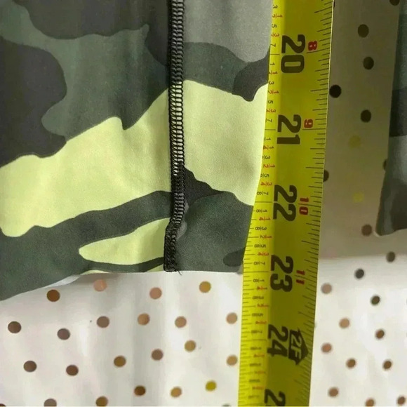 Lululemon Fast and Free High-Rise Crop - Picture 5 of 11